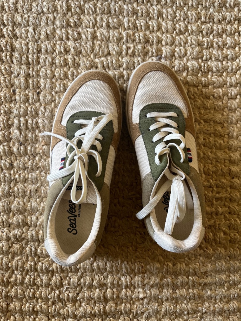 Seavees men’s 7 new!
